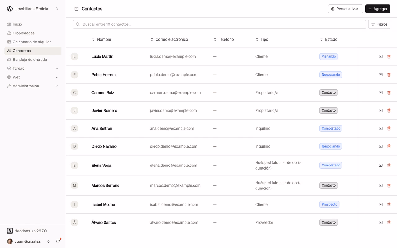 Tabla de contactos ficticios con buscador, filtros y personalización de columnas